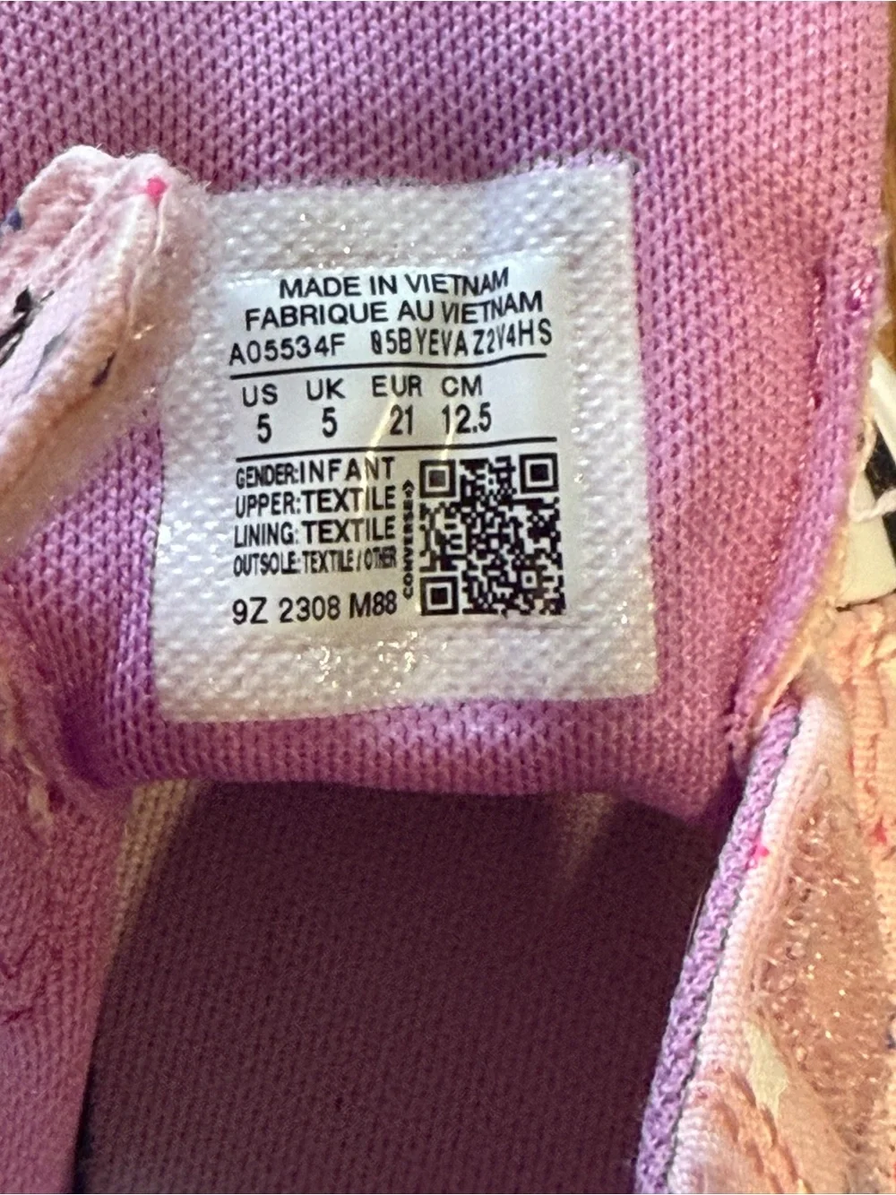 Converse Kids Pink Canvas Sneakers with Multicolor Star Print